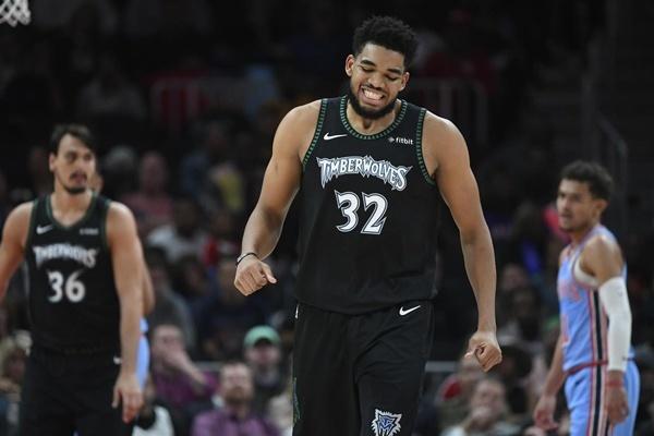 场均合砍80.5分！联盟最被高估的三巨头？防守太辣眼，早该解体了（场均合得80.5分！联盟最被吹过头的三巨头？防守一塌糊涂，早该散伙）