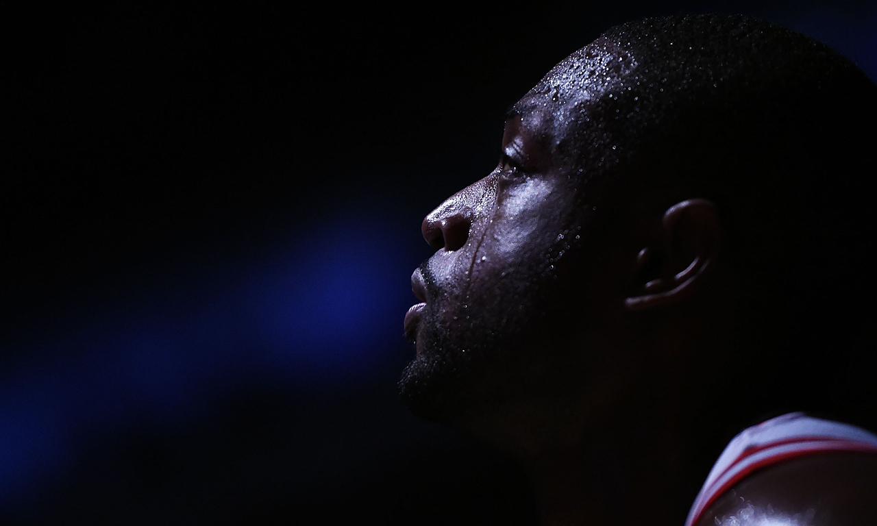 突然断电！子弹最后5分钟被打23-7，领先14分遭逆转（关键时刻崩盘！子弹最后5分钟被轰23比7，14分优势遭逆转）