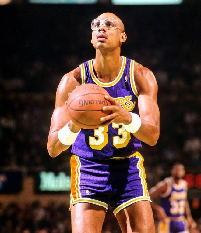 C罗说世界杯不重要惹争议？我觉得没问题！（C罗称世界杯没那么重要引发热议？我认为并无不妥！）