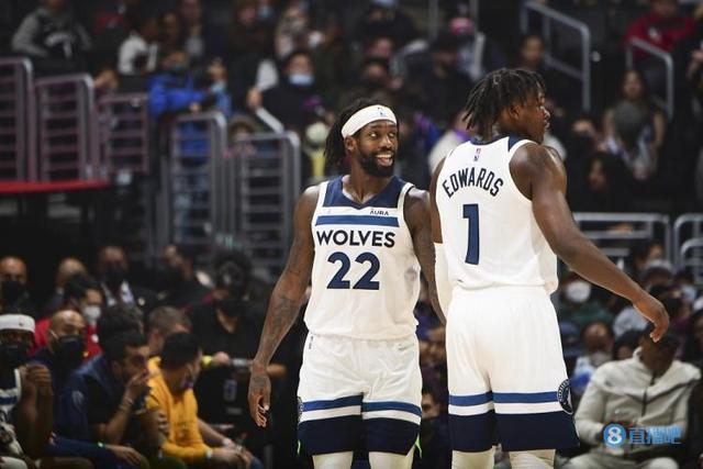 八段锦第二式左右开弓似射雕动作分解，手把手教学（八段锦第二式左右开弓似射雕详解：动作拆解与手把手教学）