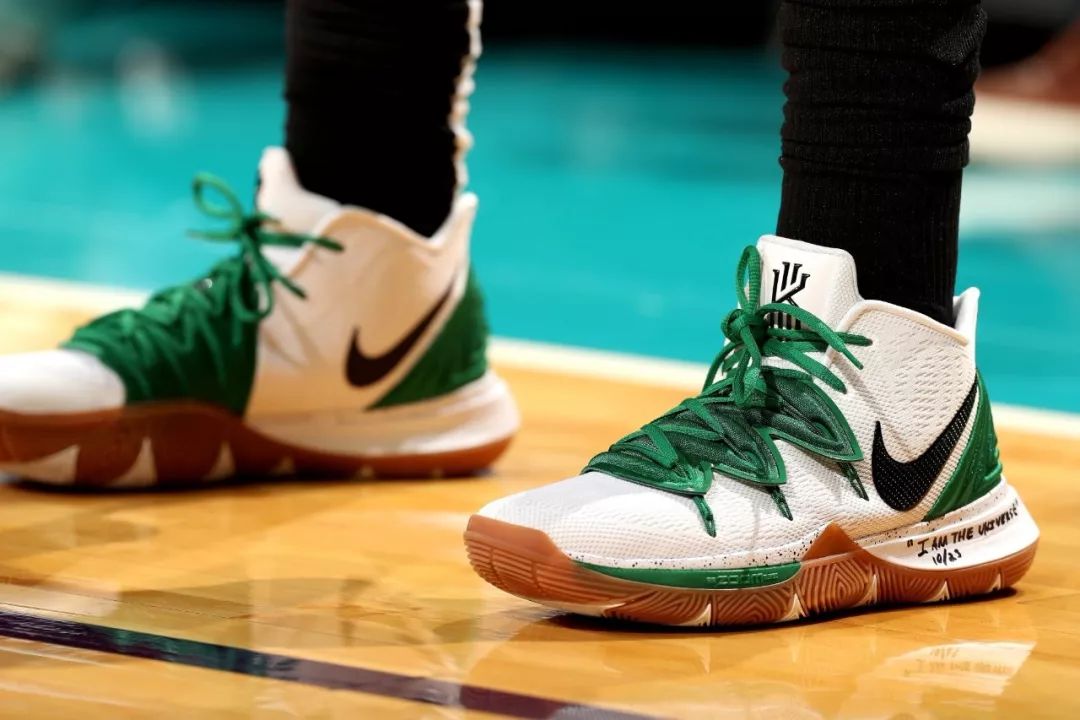 名宿云集！开拓者主场战活塞，将邀请2000年西决成员到场（开拓者主场对阵活塞，2000年西决阵容成员受邀观战）