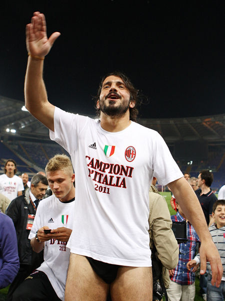 潘喜明打趣：我们训练压力比比赛大，比赛时听不见李导喊什么（潘喜明笑言：训练压力胜过比赛，场上根本听不清李导的喊话）