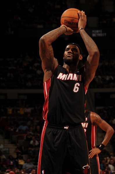 霍伊伦：人们有时会忘记我才22岁，我每天都在努力变得更好（霍伊伦：别忘了我才22岁，我每天都在努力提升自己）