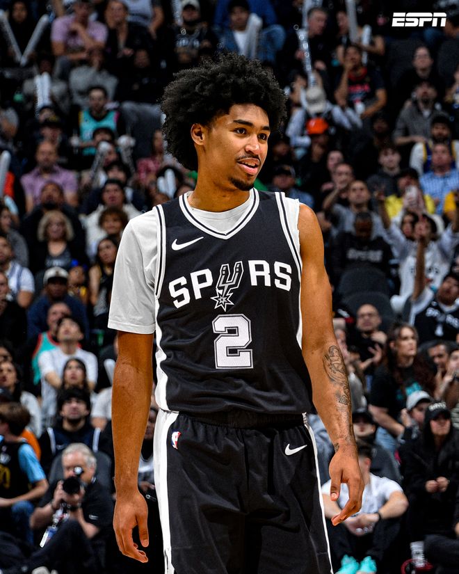 和黄潜方面起冲突，阿德耶米：我认为双方有互相挑衅的行为（阿德耶米谈与黄潜冲突：双方互有挑衅）