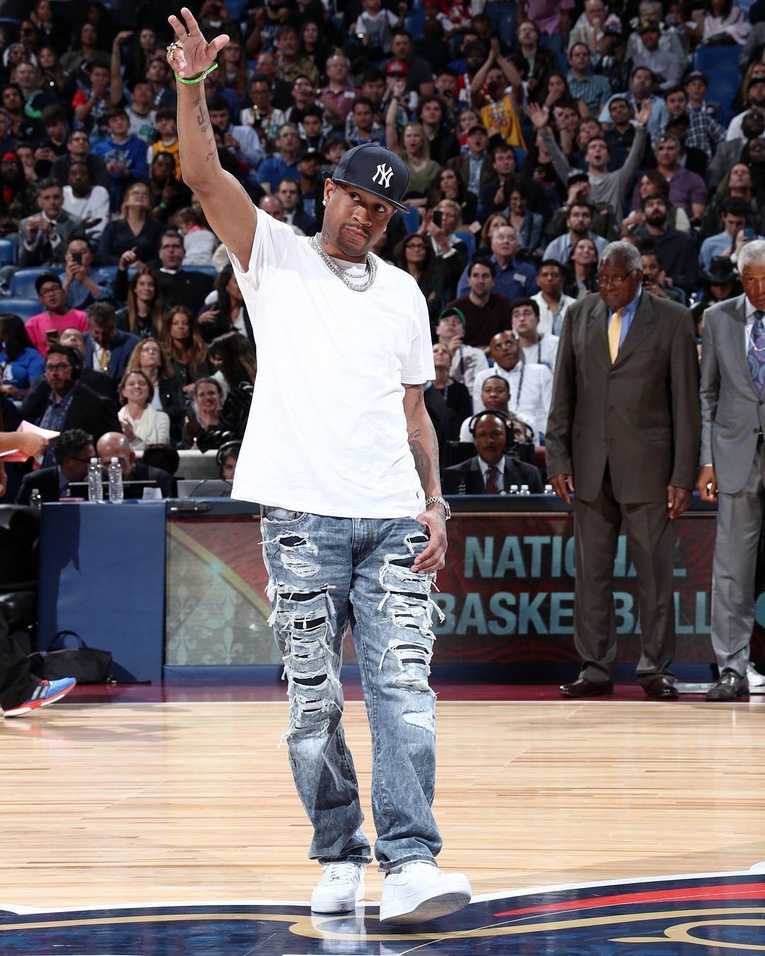 阿斯：安切洛蒂之子可能离开巴西教练组，比萨希望他带队保级（阿斯：安切洛蒂之子或离开巴西教练组，比萨希望他执教帮助保级）