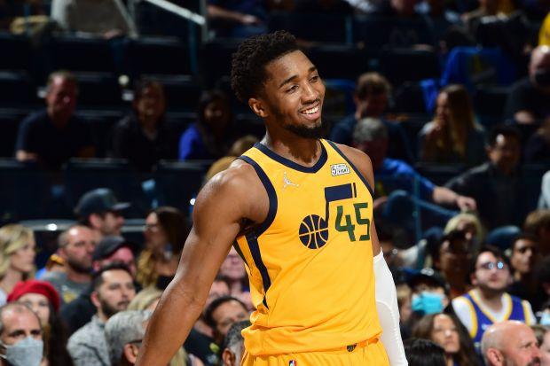 孔萨：凯恩给球队设立标准，那自然而然会激励我们（孔萨：凯恩树立团队标杆，激励全队自发奋进）