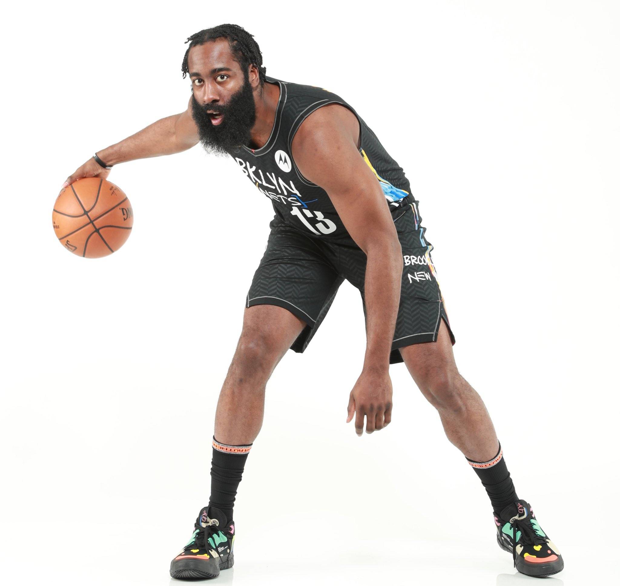 德劳伦蒂斯：孔蒂正带领球队重回正轨，球员也听从了他的指示（德劳伦蒂斯：孔蒂率队回到正轨，球员严格执行其要求）